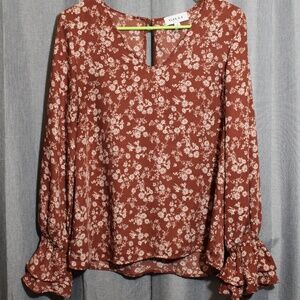 Gilli, rust brown floral , Medium top